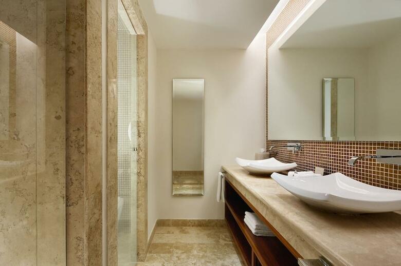 Artisan The Handmade Hotel Collection