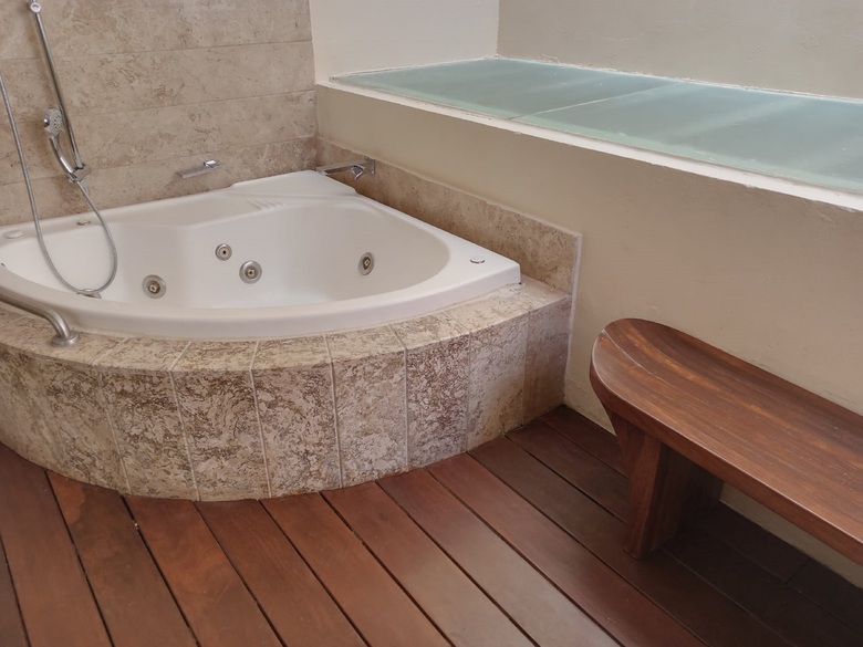 Artisan The Handmade Hotel Collection