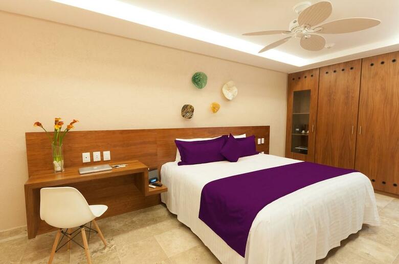 Artisan The Handmade Hotel Collection