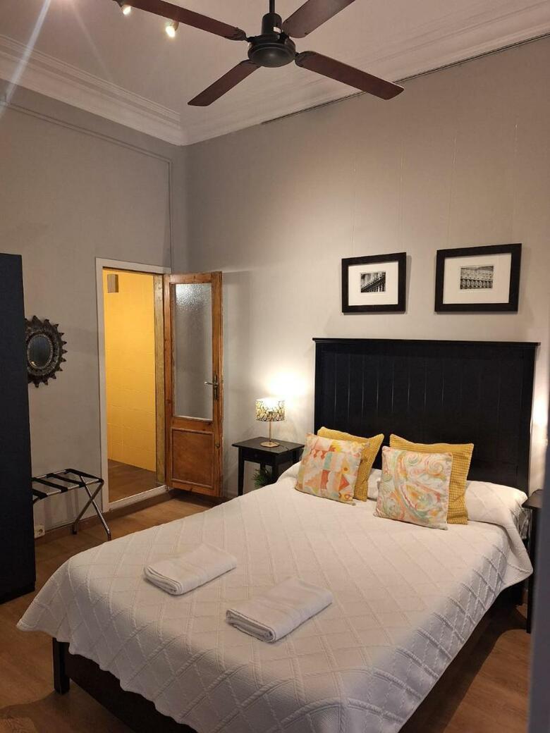 Hostal Casa Consell Guest House