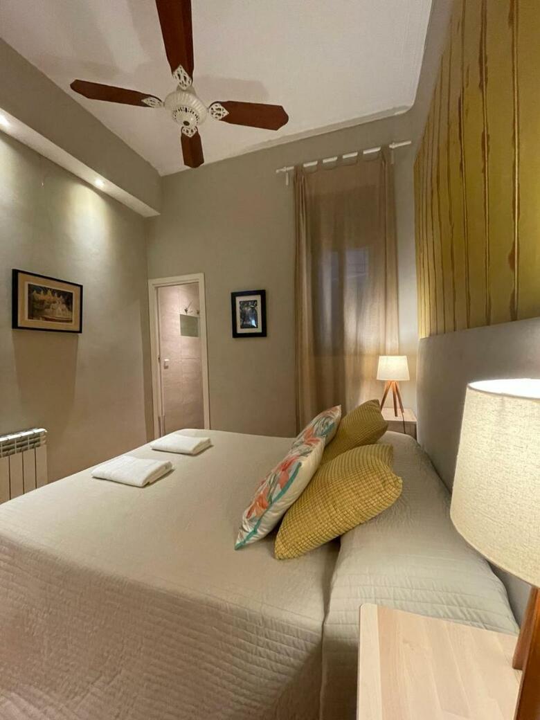 Hostal Casa Consell Guest House