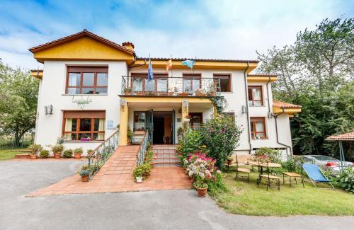 Apartahotel Tr�bede