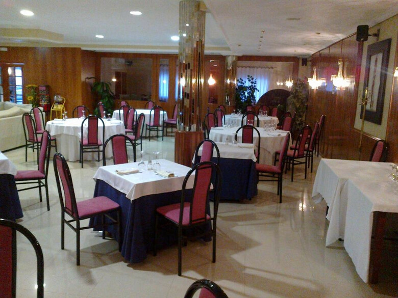 Hostal Hotel Anabel Baza