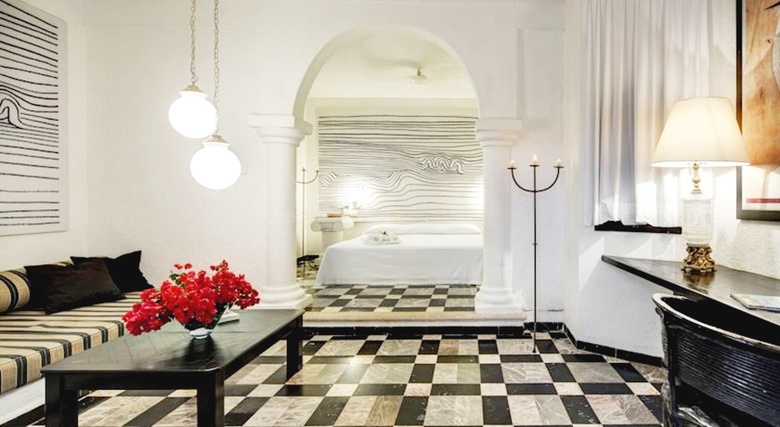 Hotel Maya Del Mar