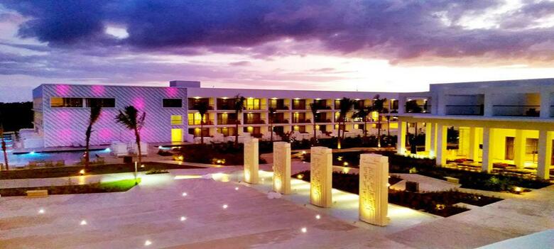Hotel Platinum Yucatan Princess All Suites & Spa Resort