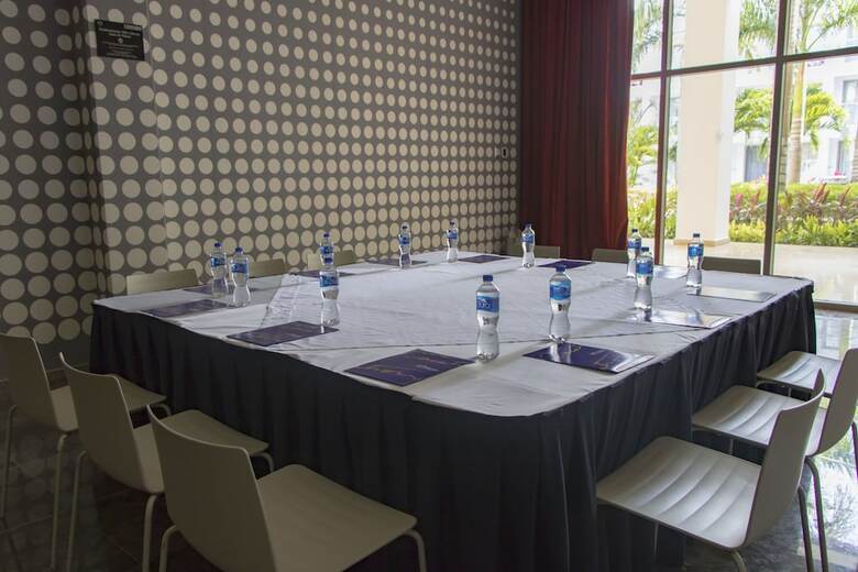 Hotel Platinum Yucatan Princess All Suites & Spa Resort