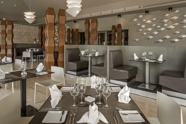 Hotel Platinum Yucatan Princess All Suites & Spa Resort