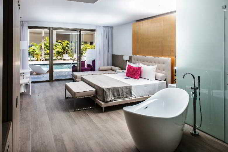 Hotel Platinum Yucatan Princess All Suites & Spa Resort