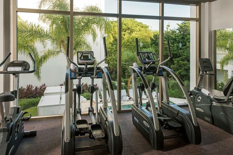 Hotel Platinum Yucatan Princess All Suites & Spa Resort