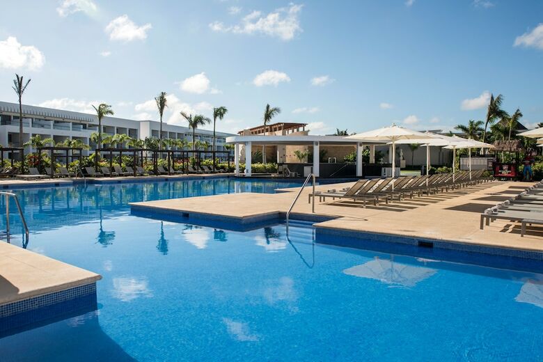 Hotel Platinum Yucatan Princess All Suites & Spa Resort