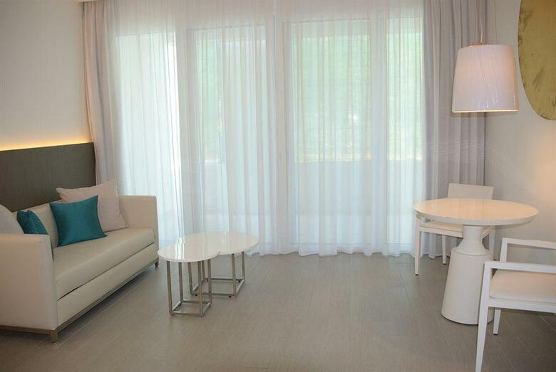Hotel Platinum Yucatan Princess All Suites & Spa Resort