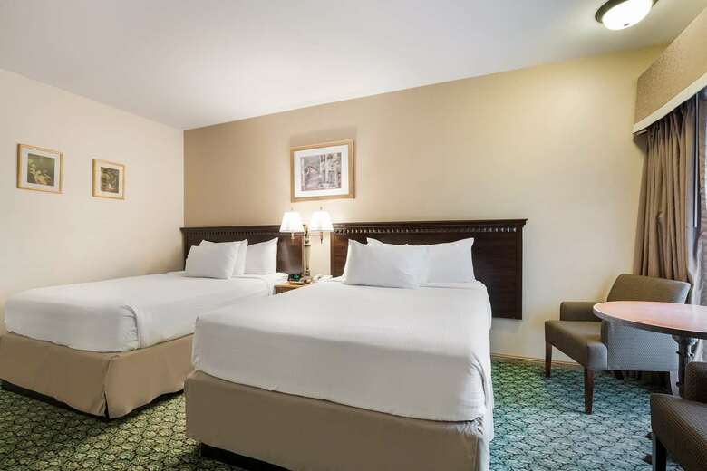 Hotel Best Western- Big Bear Chateau
