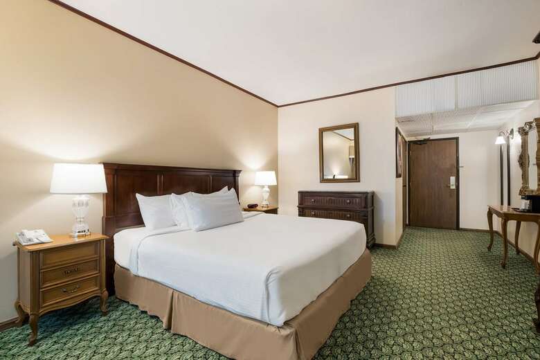 Hotel Best Western- Big Bear Chateau