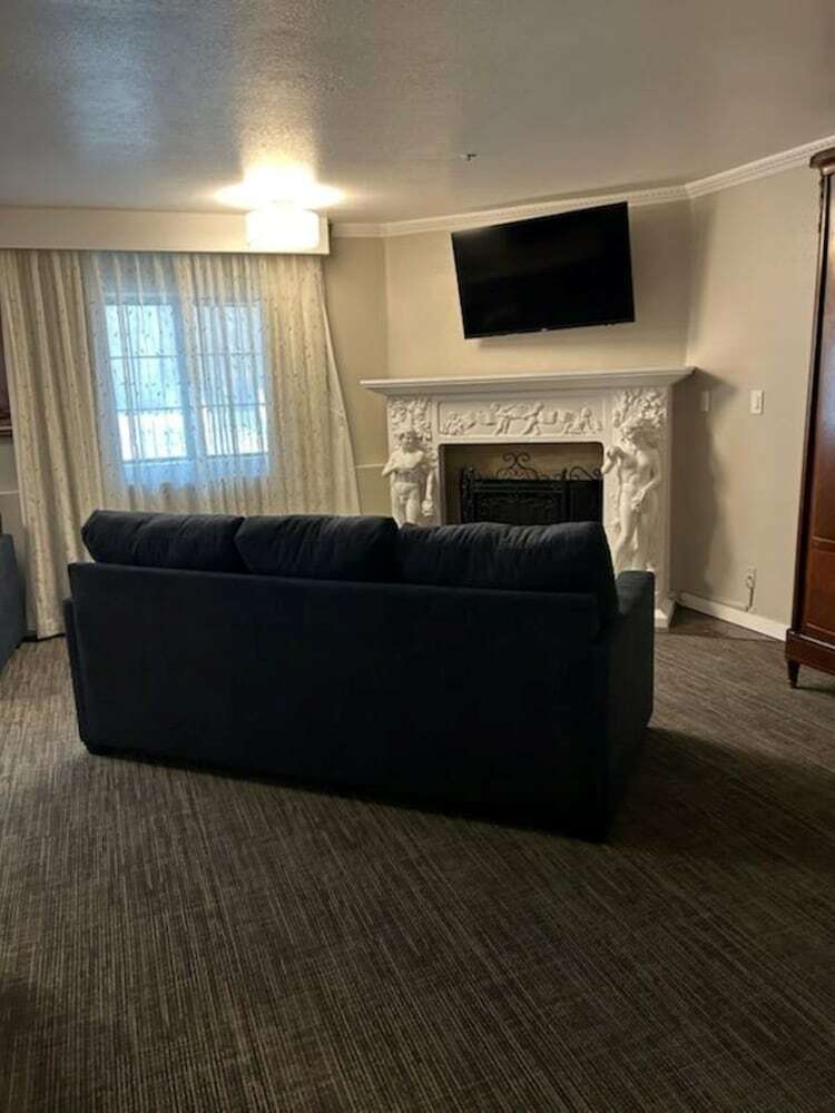 Hotel Best Western- Big Bear Chateau