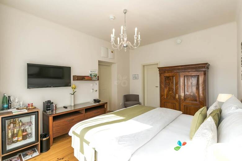 Hotel Golden Key