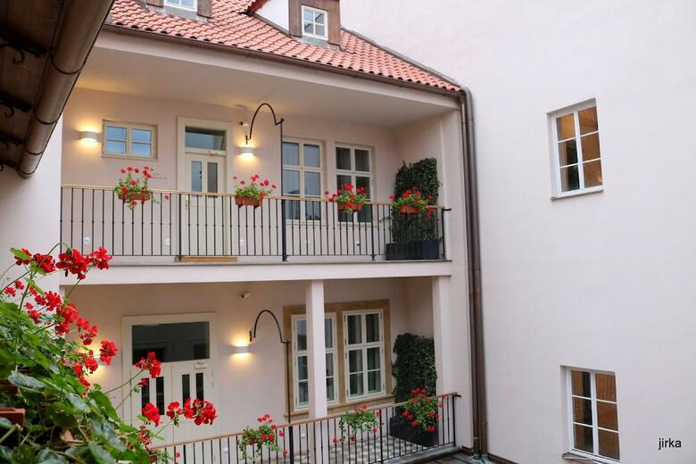 Hotel Golden Key