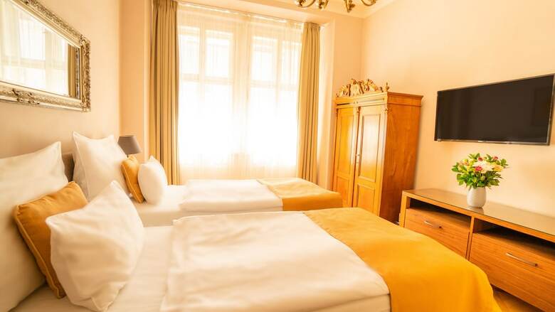 Hotel Golden Key