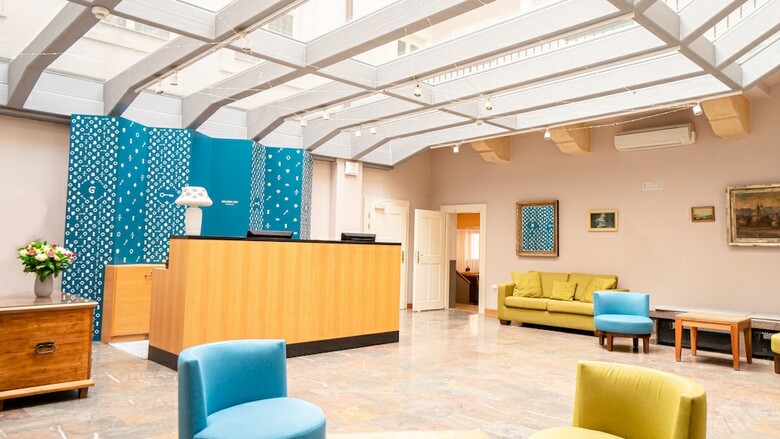 Hotel Golden Key