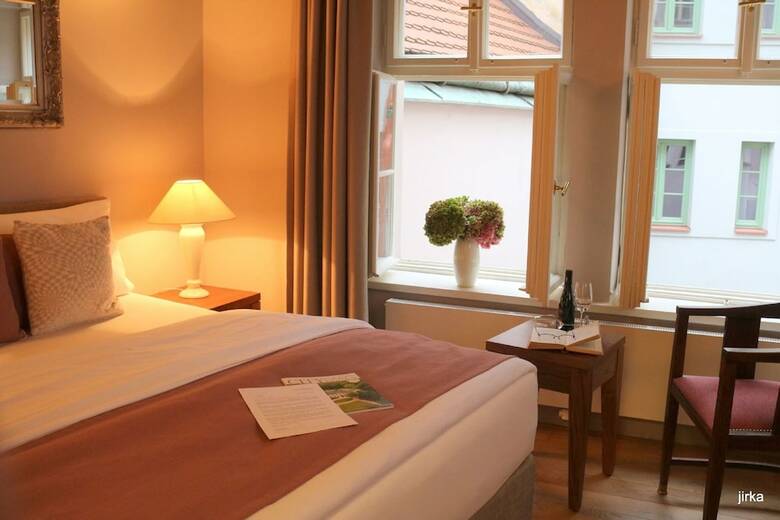 Hotel Golden Key