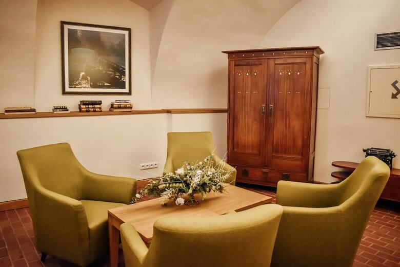 Hotel Golden Key