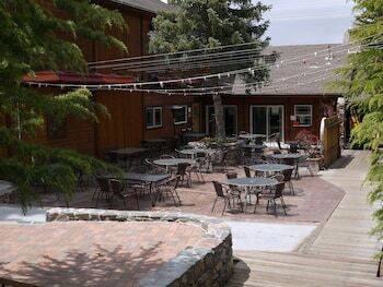 Hotel Robinhood Resort