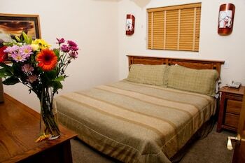 Hotel Robinhood Resort