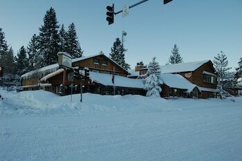 Hotel Robinhood Resort