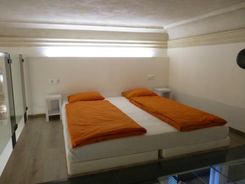 Apartment House - The Modern Flat