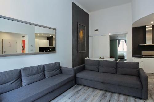 Apartment House - The Modern Flat