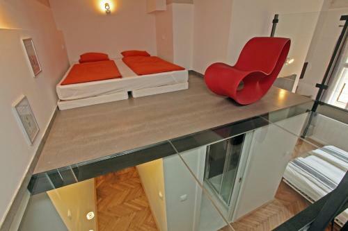 Apartment House - The Modern Flat