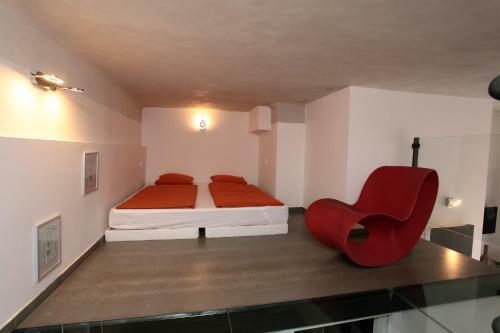 Apartment House - The Modern Flat
