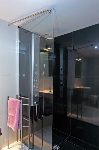 Apartment House - The Modern Flat