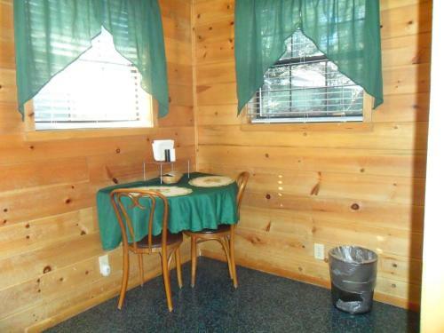 Lodge Big Bear Manor Spa Cabins