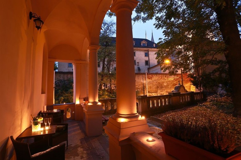 Hotel U Svat�ho Jana