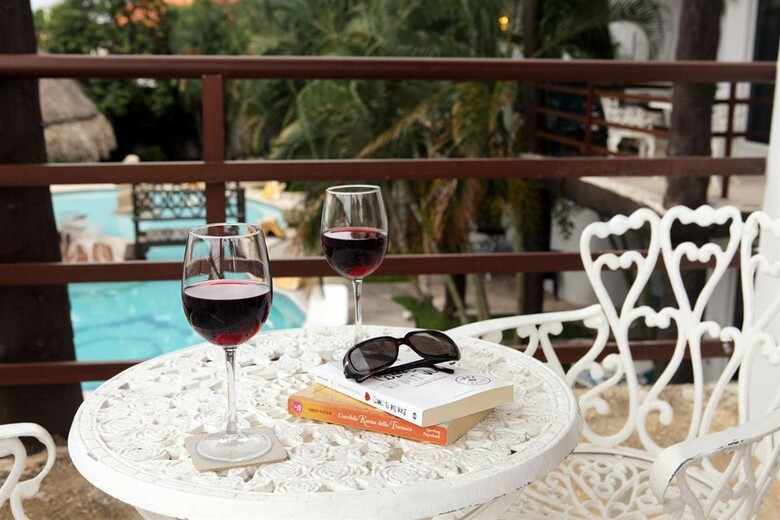 Hotel Maya Del Carmen