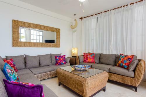 Hacienda San Jose Apartments