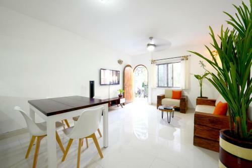 Hacienda San Jose Apartments