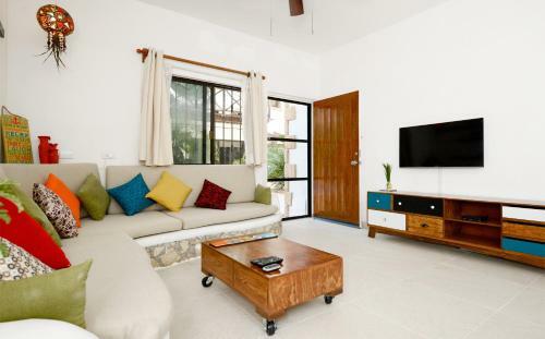 Hacienda San Jose Apartments