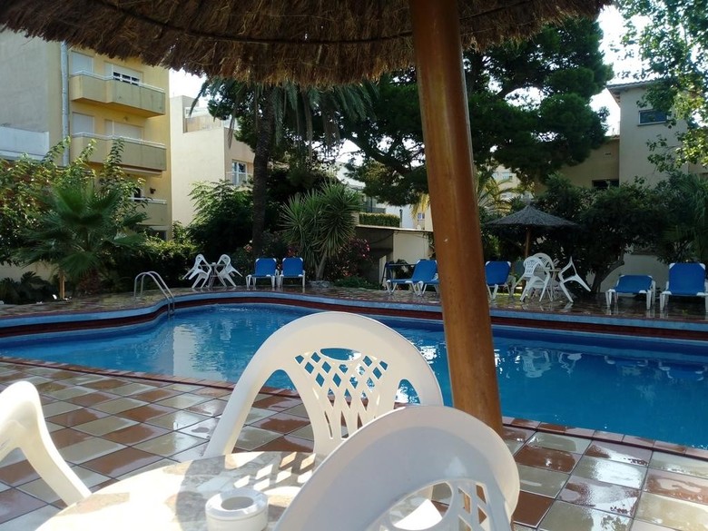 Apartamentos El Oasis
