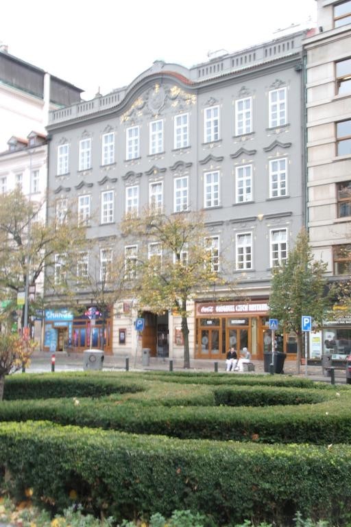 Picasso Apartments