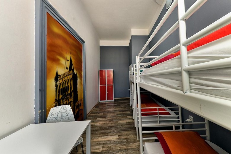 Hostel One Home - Solo Adultos