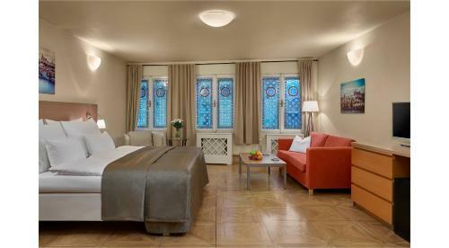 Hostal Charles Bridge Economic