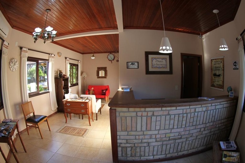 Hostal Pousada Mares Do Santinho