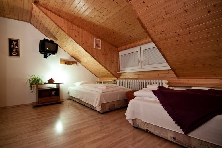 Hostal Pension Nika
