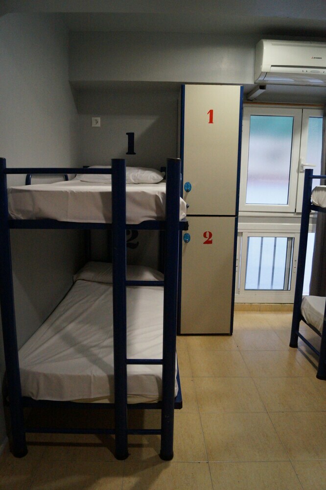 Hotel Sun & Moon Hostel