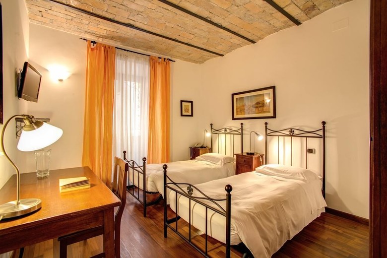 Hotel Residenza Domizia