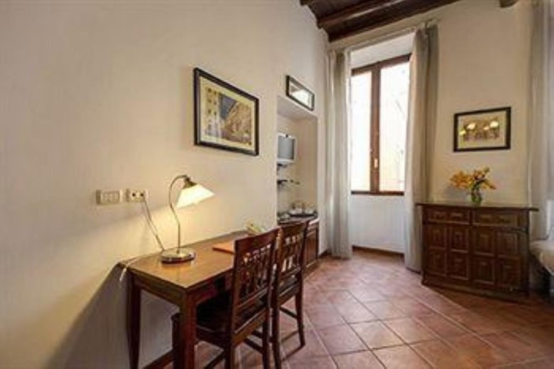 Hotel Residenza Domizia