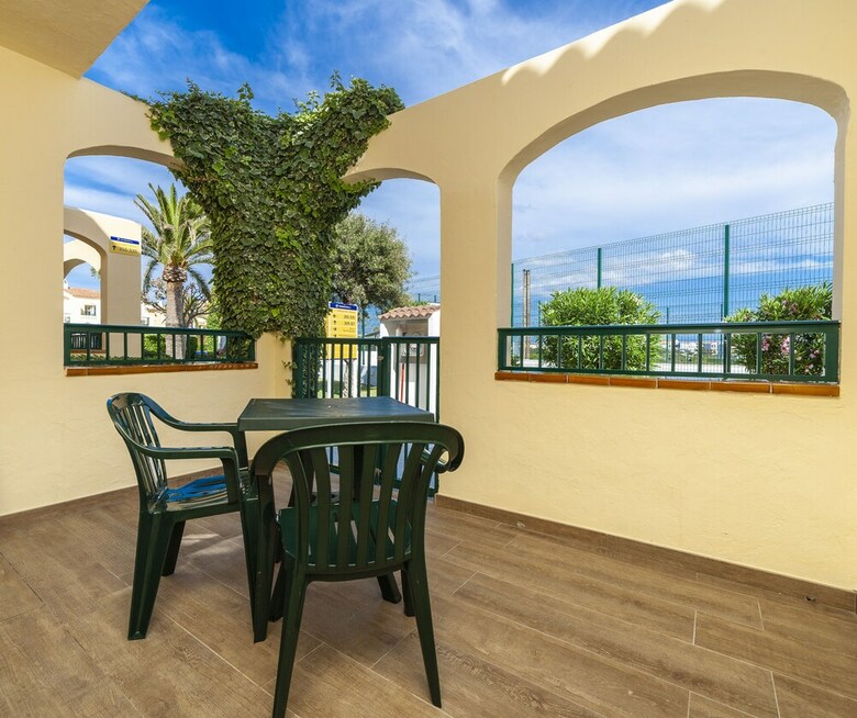 Aparthotel Globales Binimar