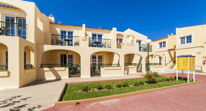 Aparthotel Globales Binimar