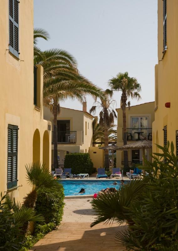 Aparthotel Globales Binimar